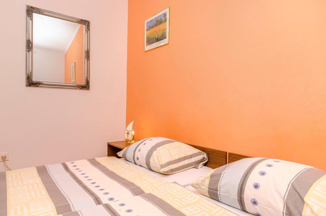 Apartments And Room Take It Easy Tribalj المظهر الخارجي الصورة