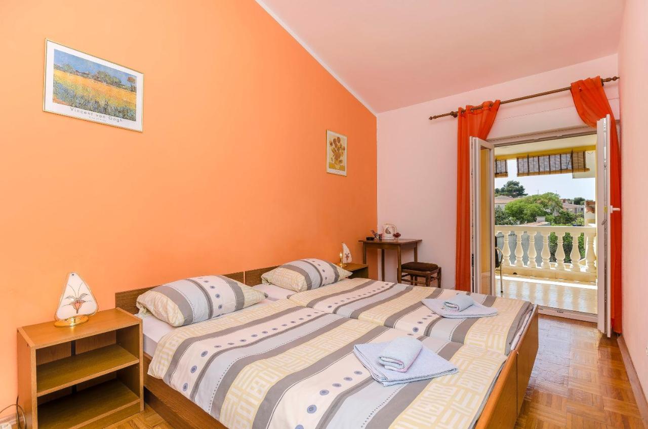 Apartments And Room Take It Easy Tribalj المظهر الخارجي الصورة